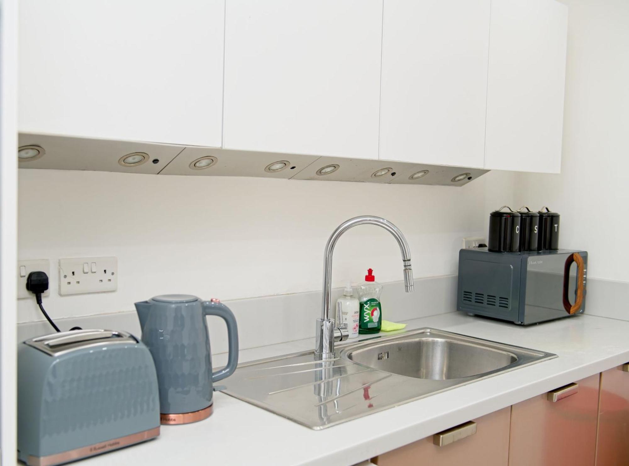 Inners City Apartments -On Suites Бирмингам Екстериор снимка